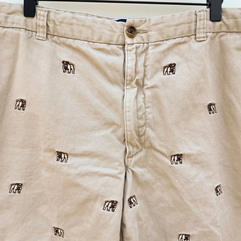Bulldog Embroidered‎ Chino Shorts Size 42 Mens Tan Khaki Cotton Twill Preppy